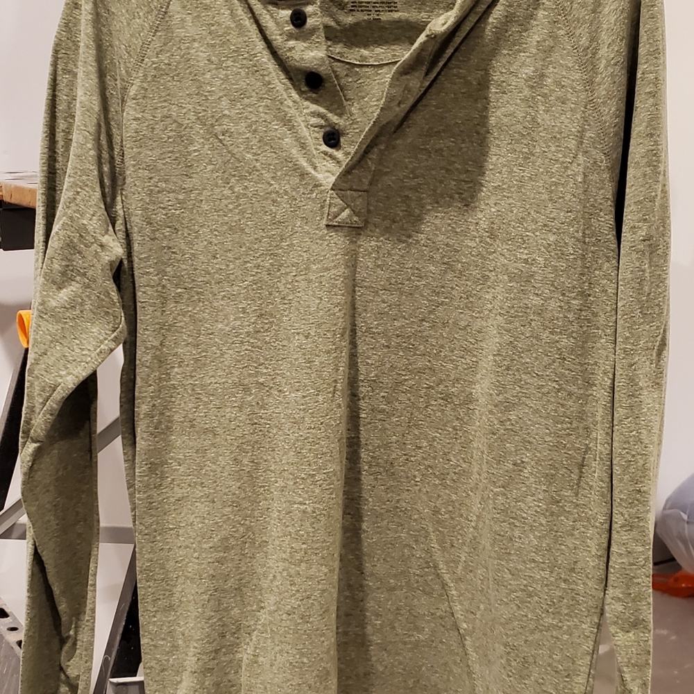 Chaps long sleeve shirt